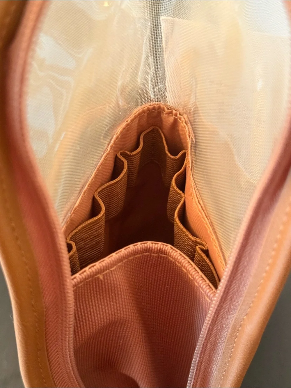 BEIS The Makeup Brush Pouch in Camel